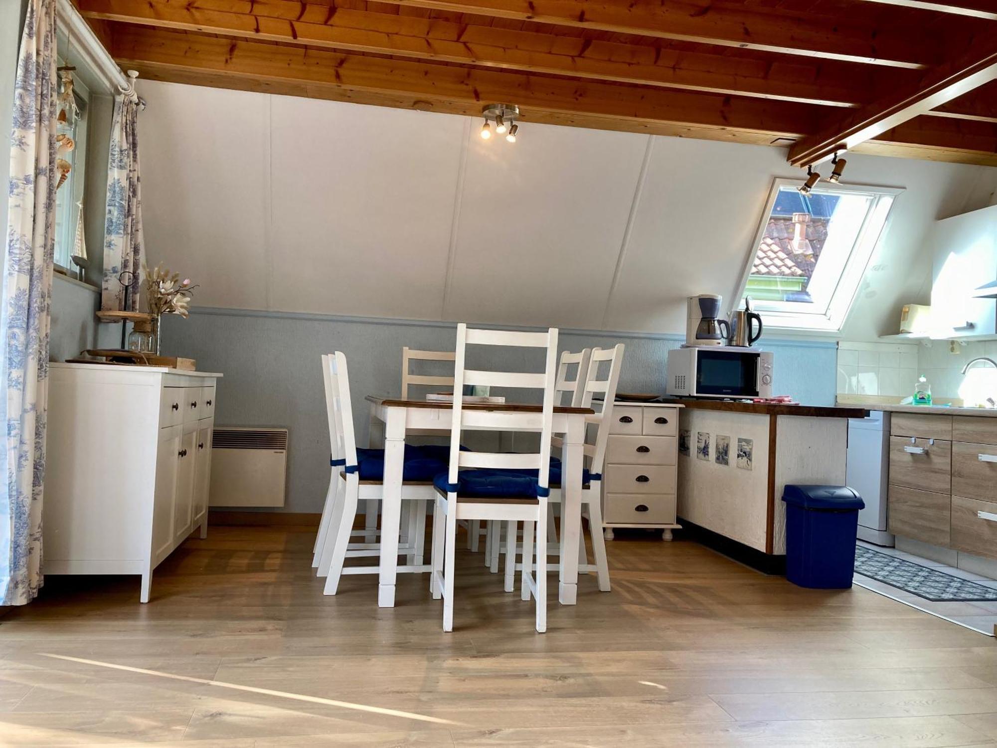 Urlaubsruhe 6 Pers Holiday Home W Terrace Close To National Park Lauwersmeer Anjum Екстер'єр фото